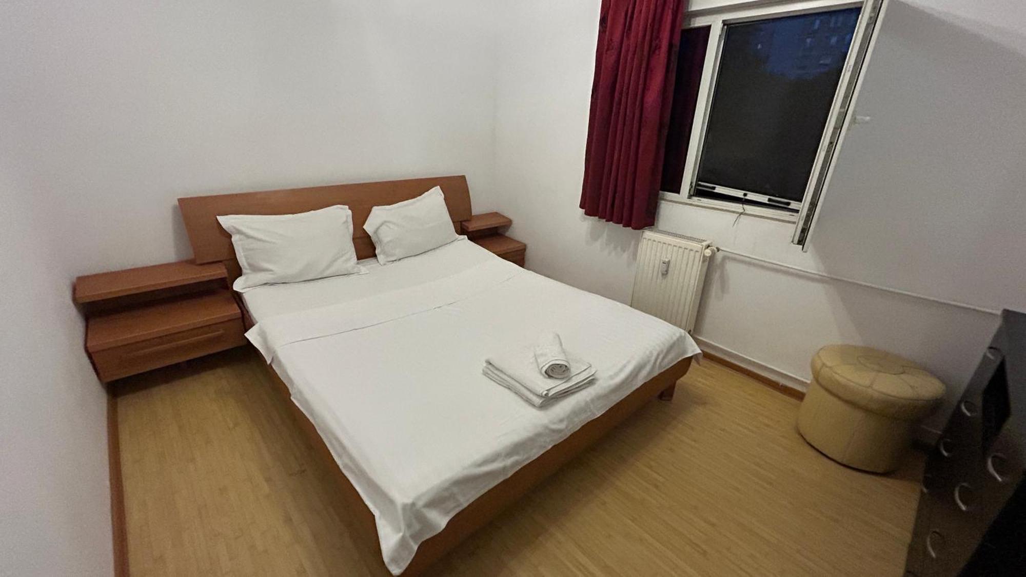 Appartement Sleep & Go Parcare Gratuita Self Check-In à Bucarest Extérieur photo